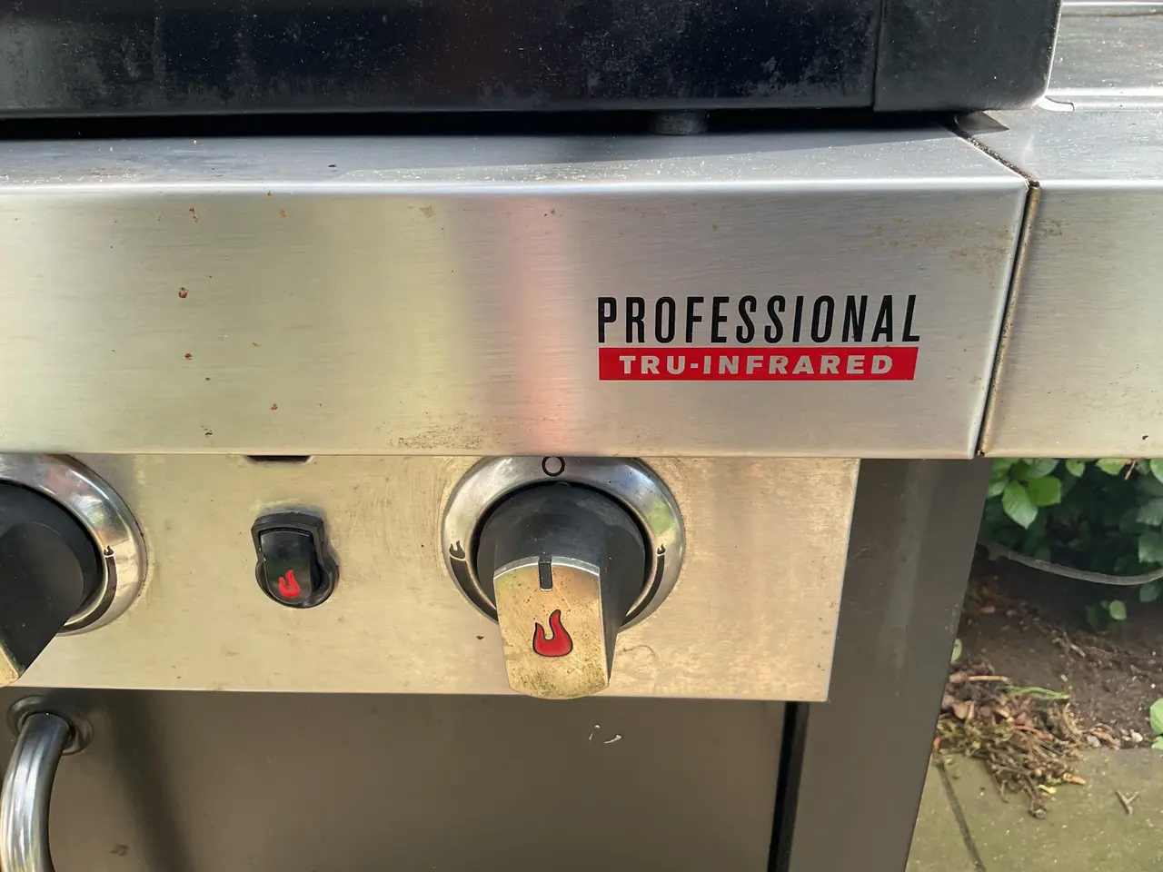Billede 4 - Char-Broil Gasgrill med 4 brændere + sidebrænder 