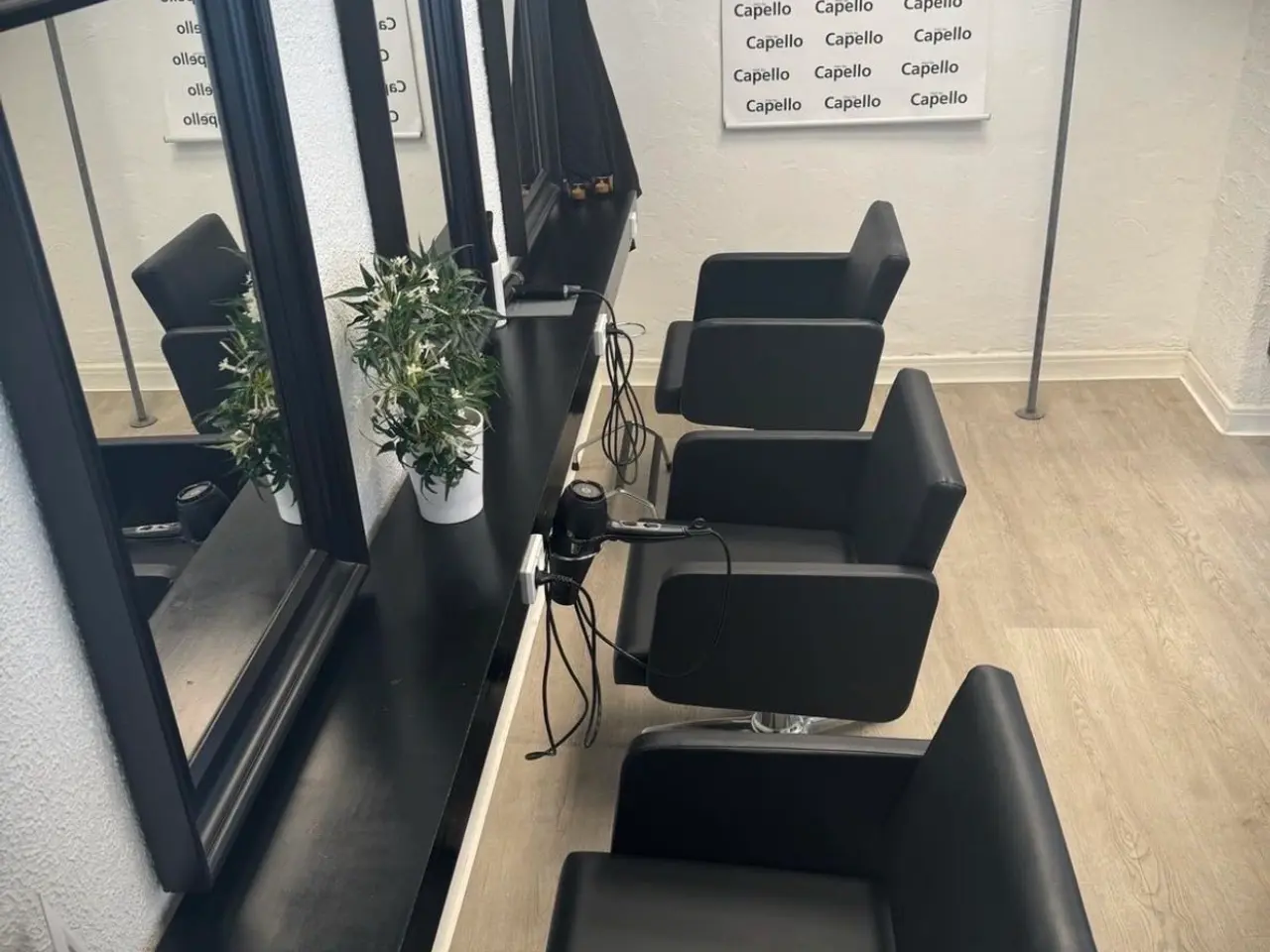 Billede 3 - Frisør salon