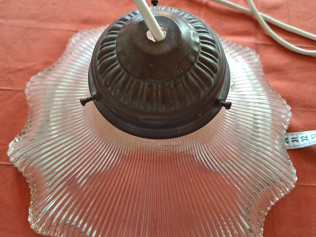 Billede 1 - Gammel glas lampe - bud modtages