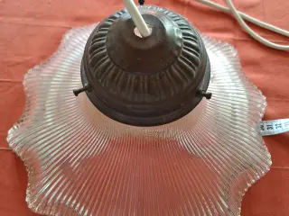 Gammel glas lampe - bud modtages 
