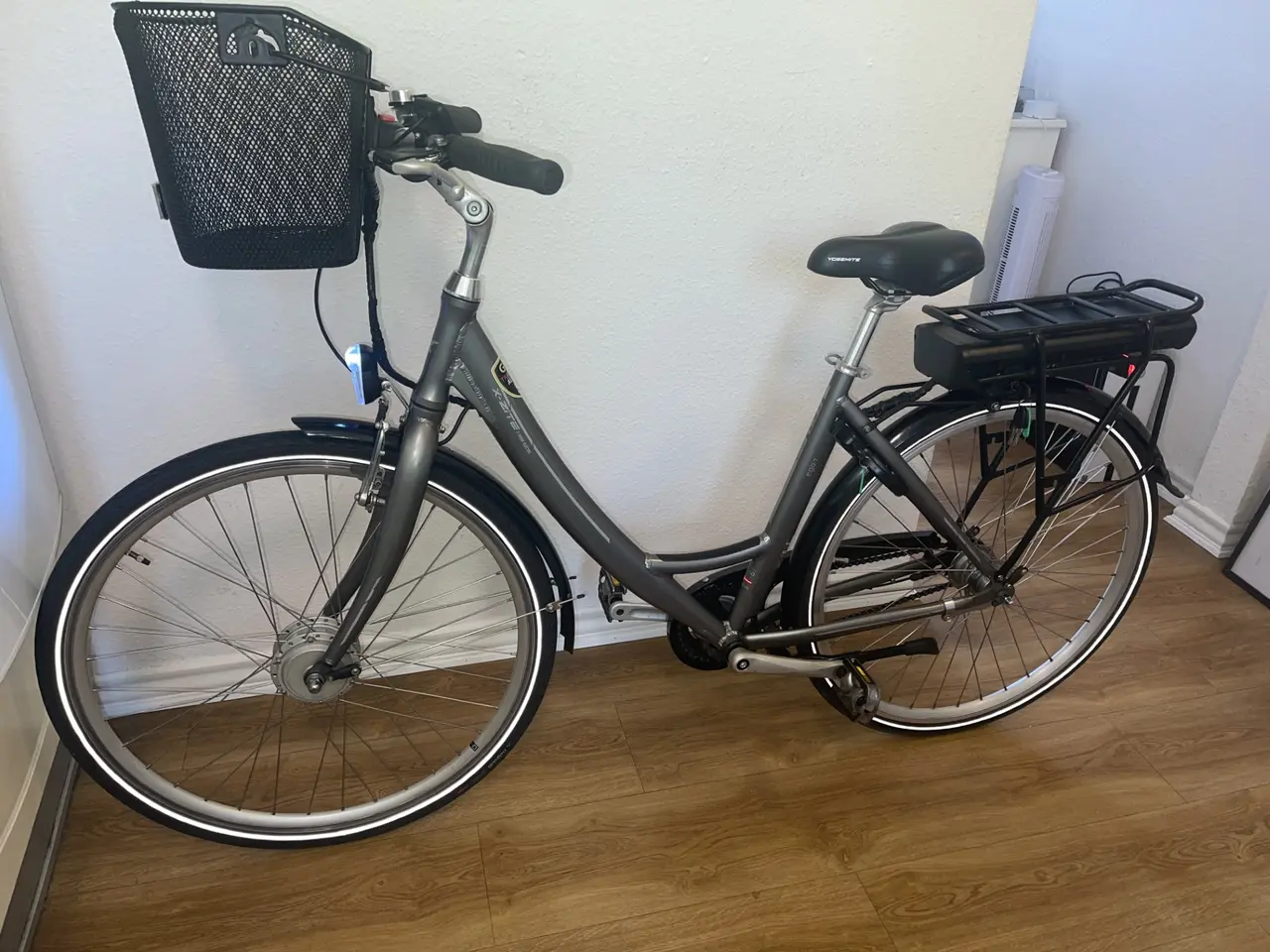 Billede 1 - flot x-zite dame elcykel 28"  7 gear. 