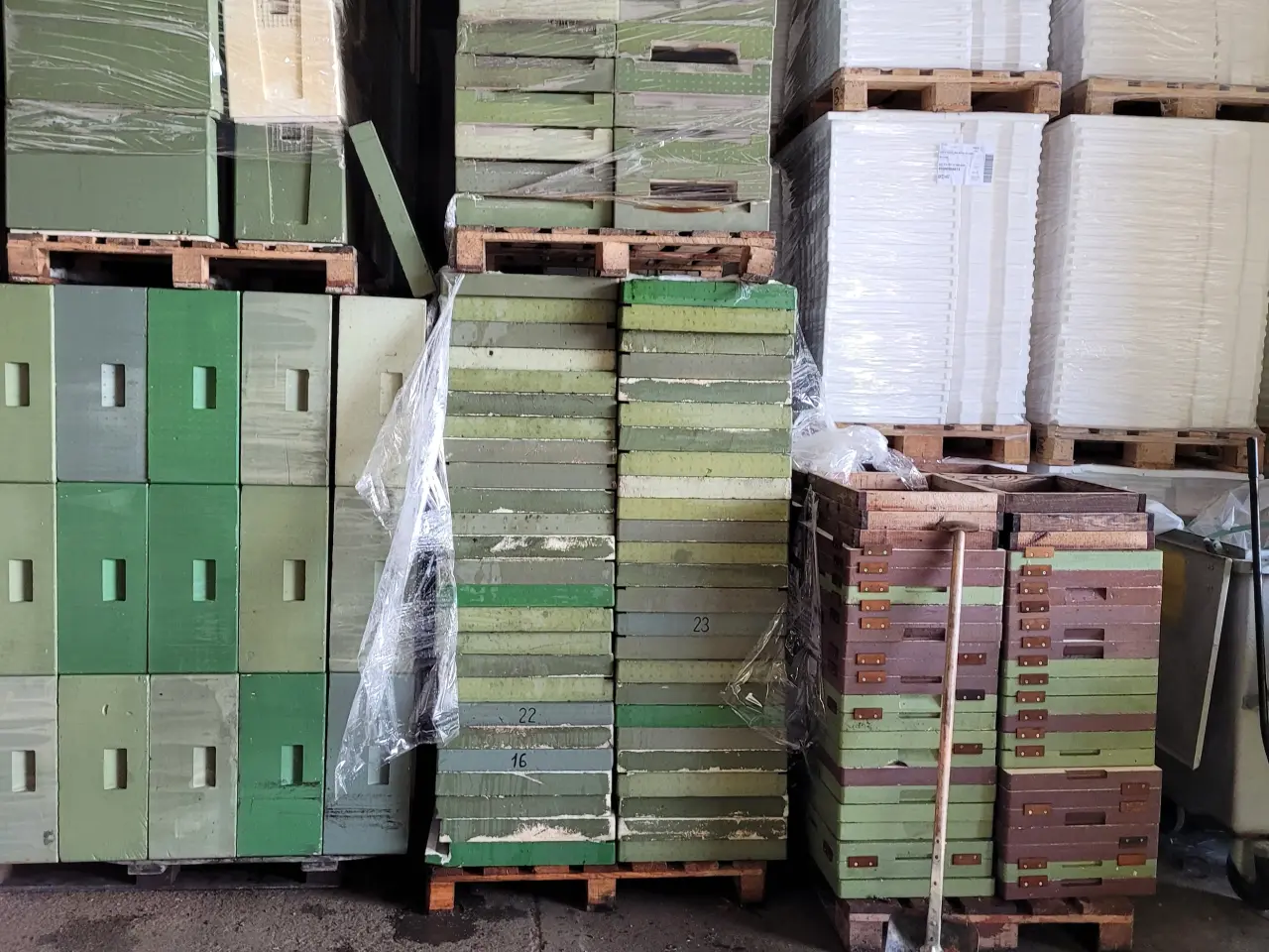Billede 3 - Biavlsmateriale. Alt til Langstroth...