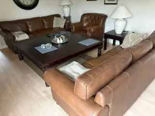Sofagruppe 3 + 3 + 1 og sofabord