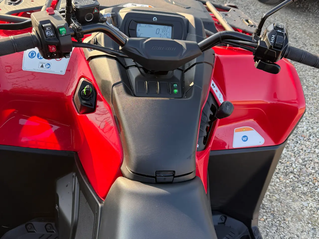 Billede 16 -  Reserveret : Can am 700 ccm Max som ny.