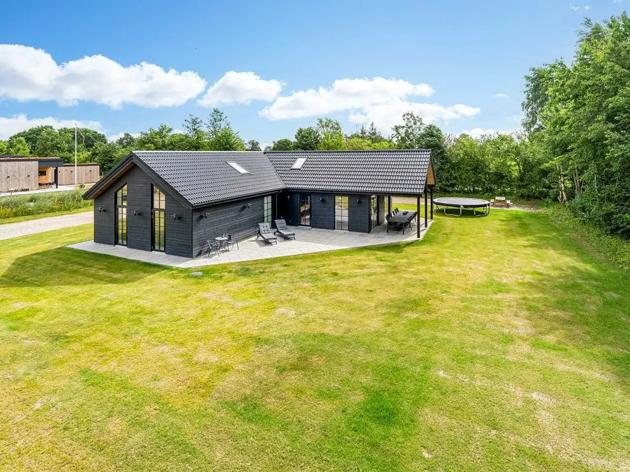 Billede 1 - Sommerhus i Øster Hurup udlejes
