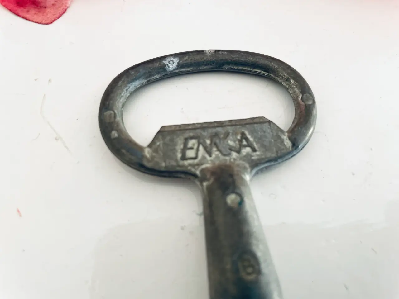 Billede 2 - Ældre trekantet nøgle med patina 