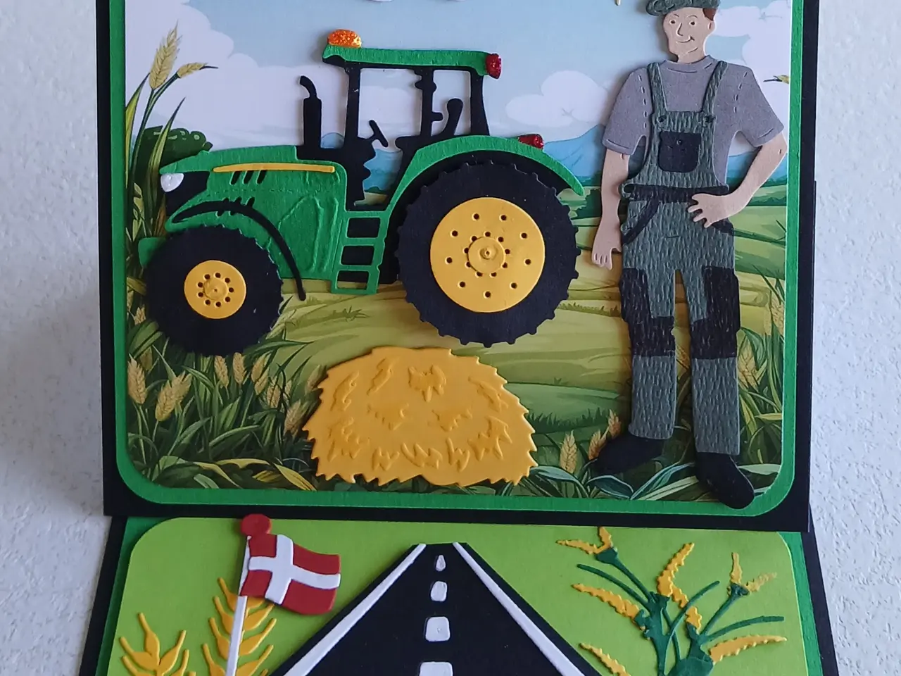 Billede 2 - Kort med traktor på sælges