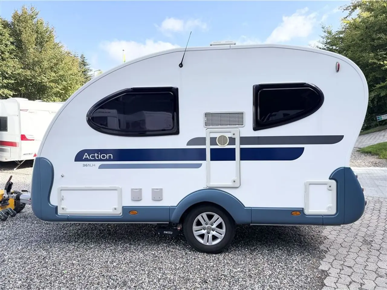 Billede 5 - 2015 - Adria Action 361 LH   Enkeltsenge-Lamel-Mover-Telt
