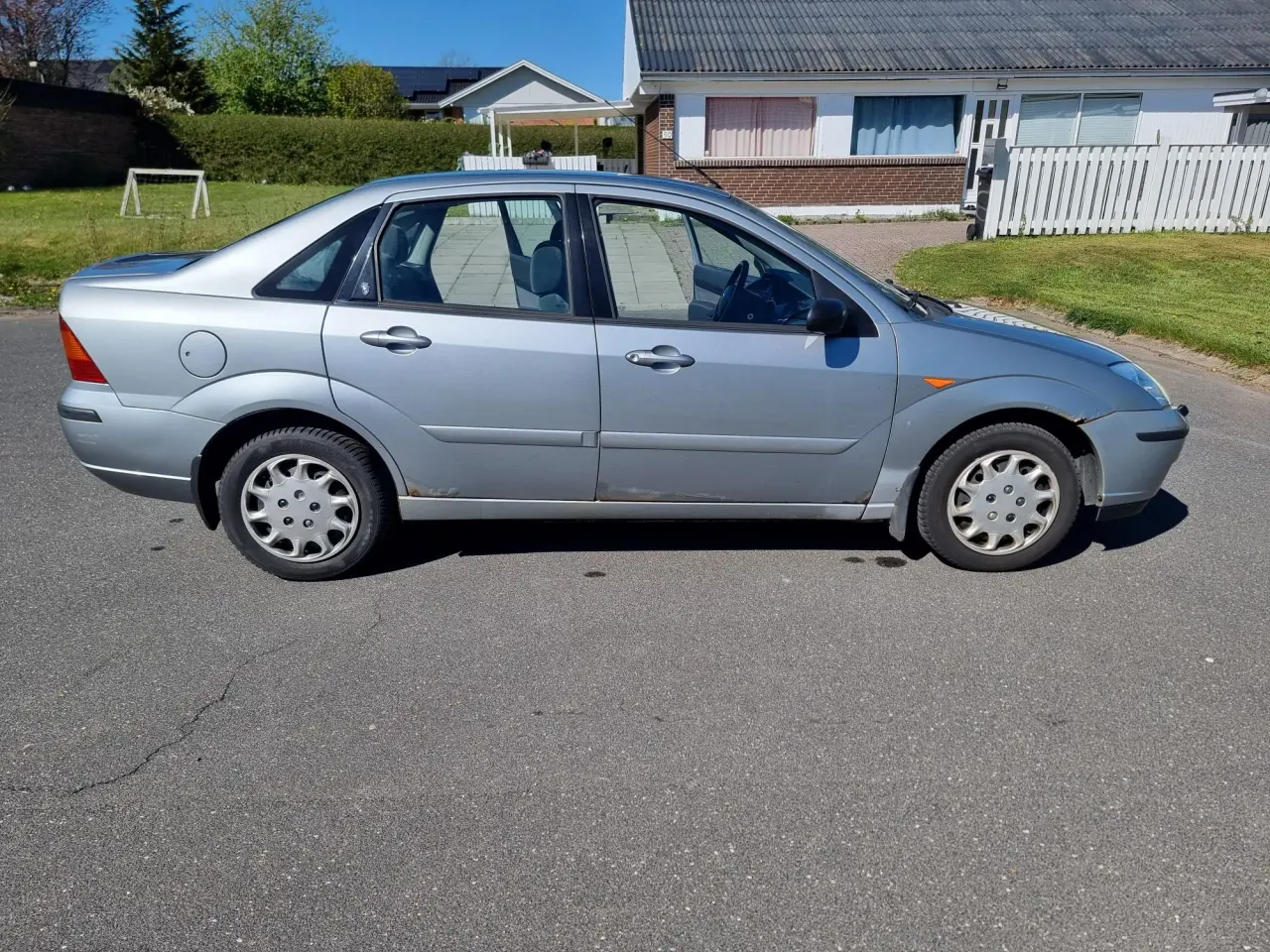 Billede 2 - Velkørende og velholdt Ford Focus 1.6 årgang