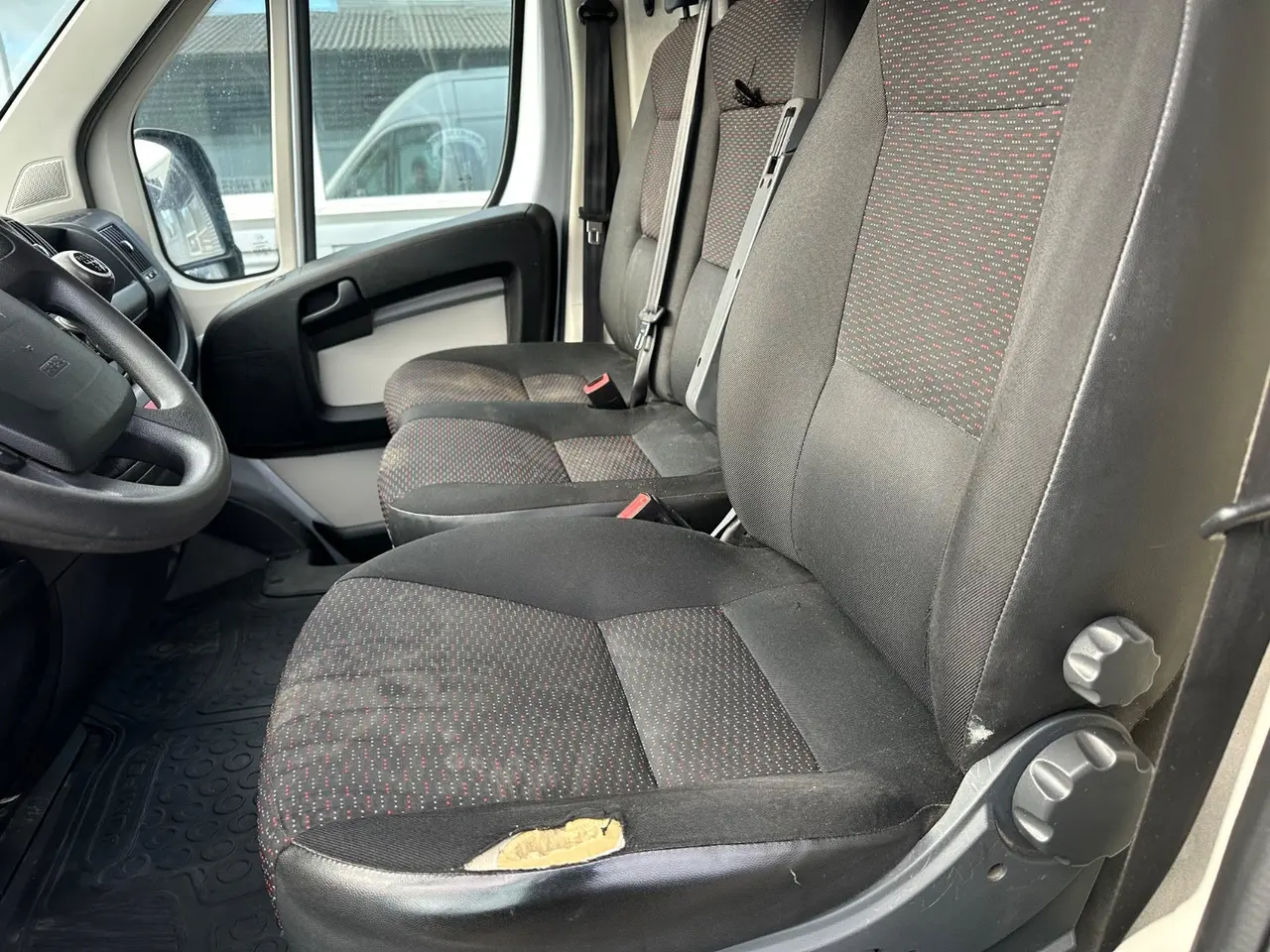 Billede 10 - Citroën Jumper 30 2,0 BlueHDi 130 Kassevogn L2H2