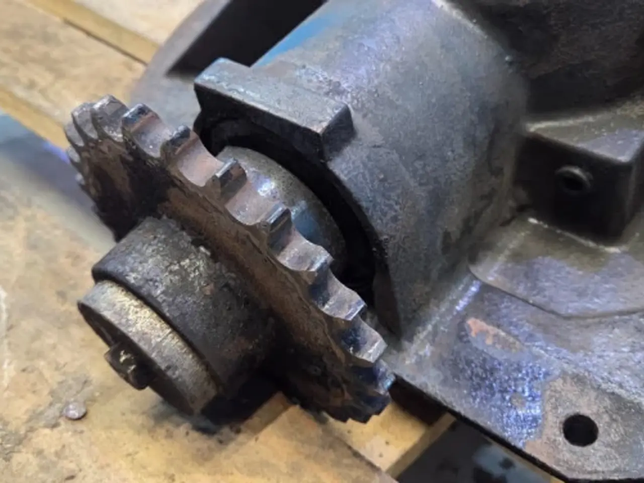 Billede 5 - Case 8010 Tømmerør Gearkasse 84320052