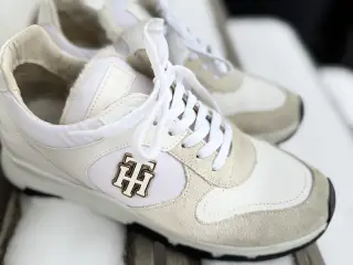 Tommy Hilfiger Sneakers med foer
