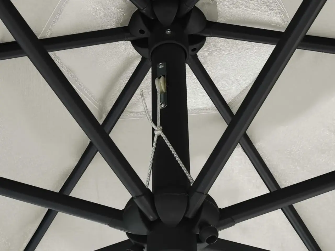 Billede 2 - Parasol med LED-lys og aluminiumsstang 270 cm sandhvid