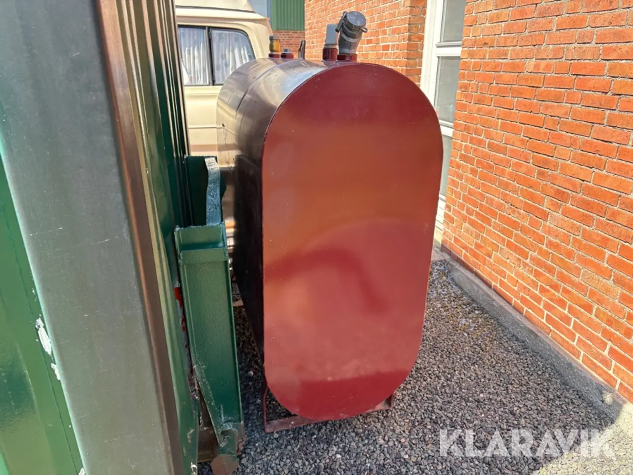 Billede 9 - Olietank med varmluftfyr, 1.200 L