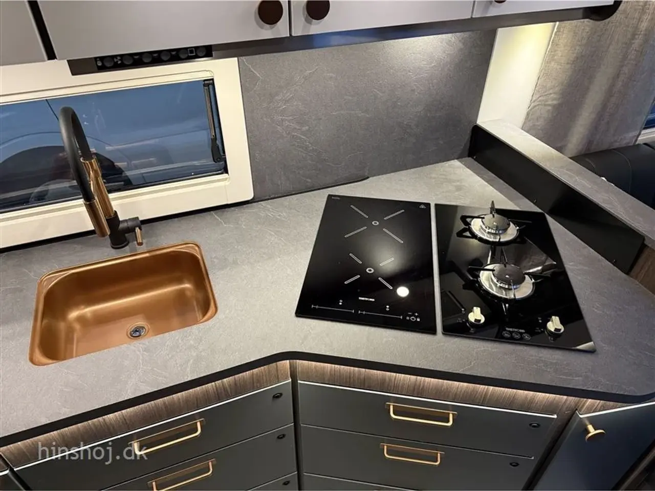 Billede 19 - 2025 - Polar Chimera 730 BSL Polar Chimera den lækreste Vintervogn se den hos Hinshøj Caravan