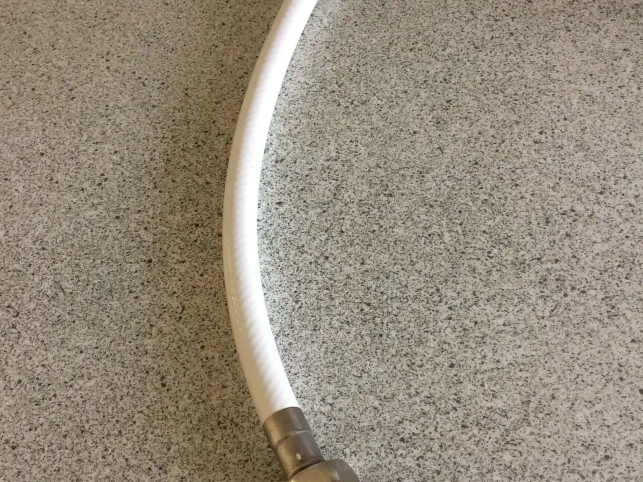 Billede 1 - Toiletvandslange 30cm Ny