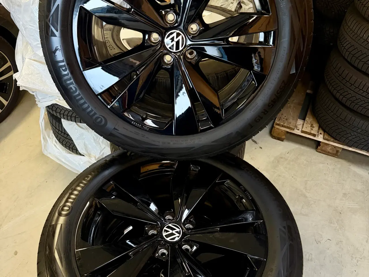 Billede 2 - Originale VW ID.7 Loen 19" alufælge m. Continental