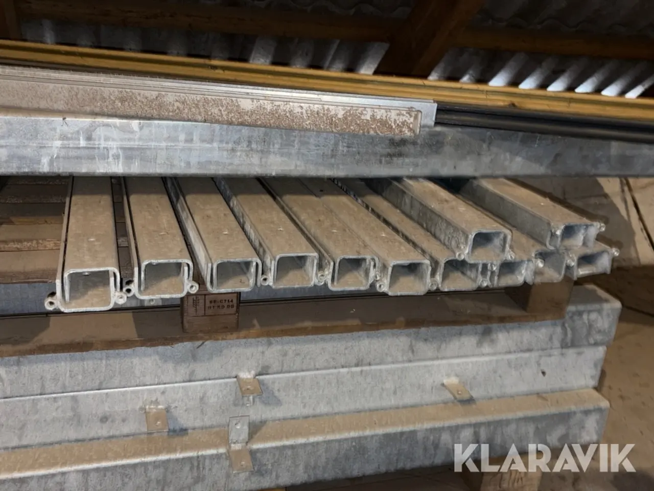 Billede 5 - Hegnsstolper Galvaniseret til dobbelt klinkprofiler