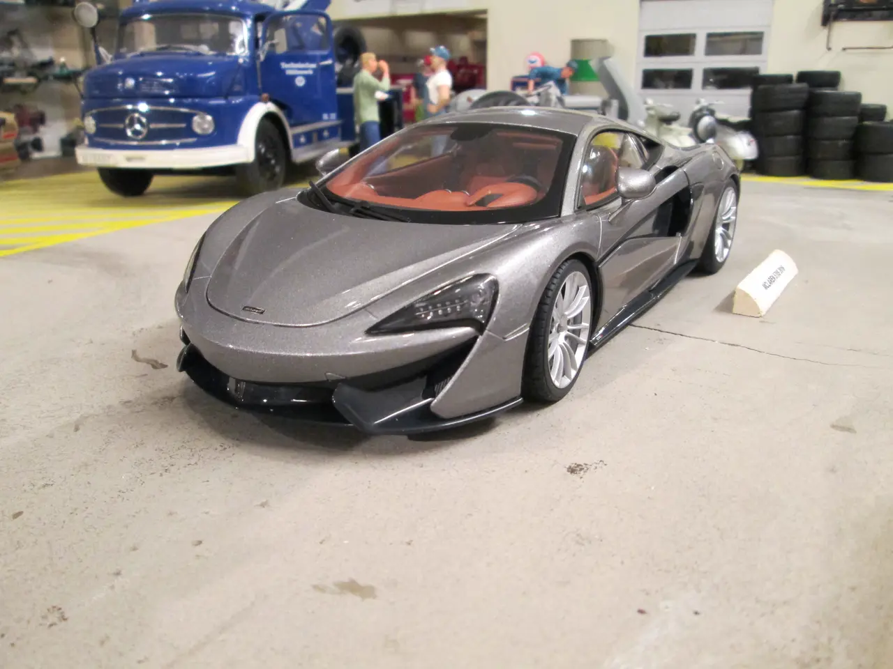 Billede 1 - McLaren 570 S Auto-art 1:18