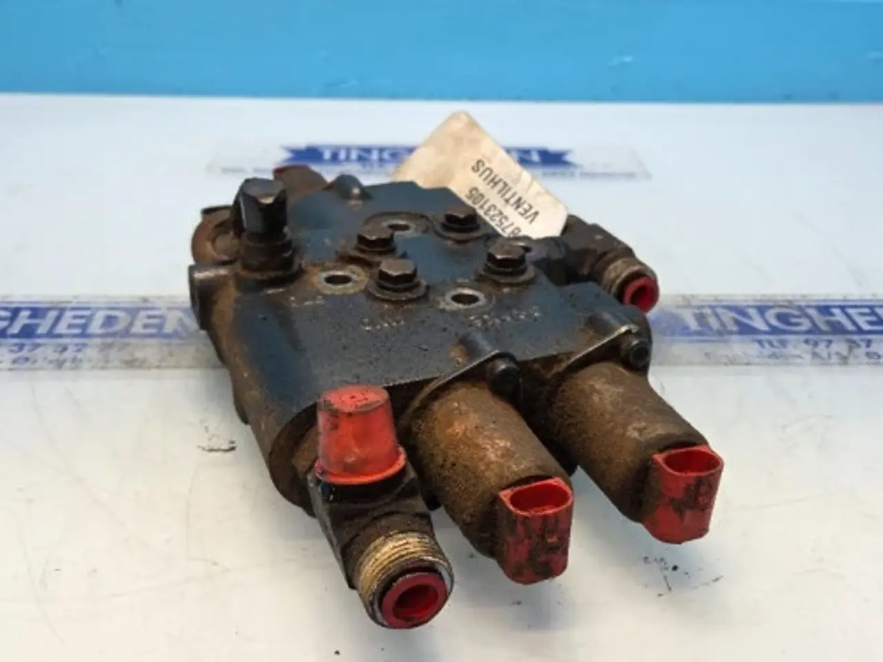 Billede 8 - New Holland T7.315 Hydraulikventil 87523105
