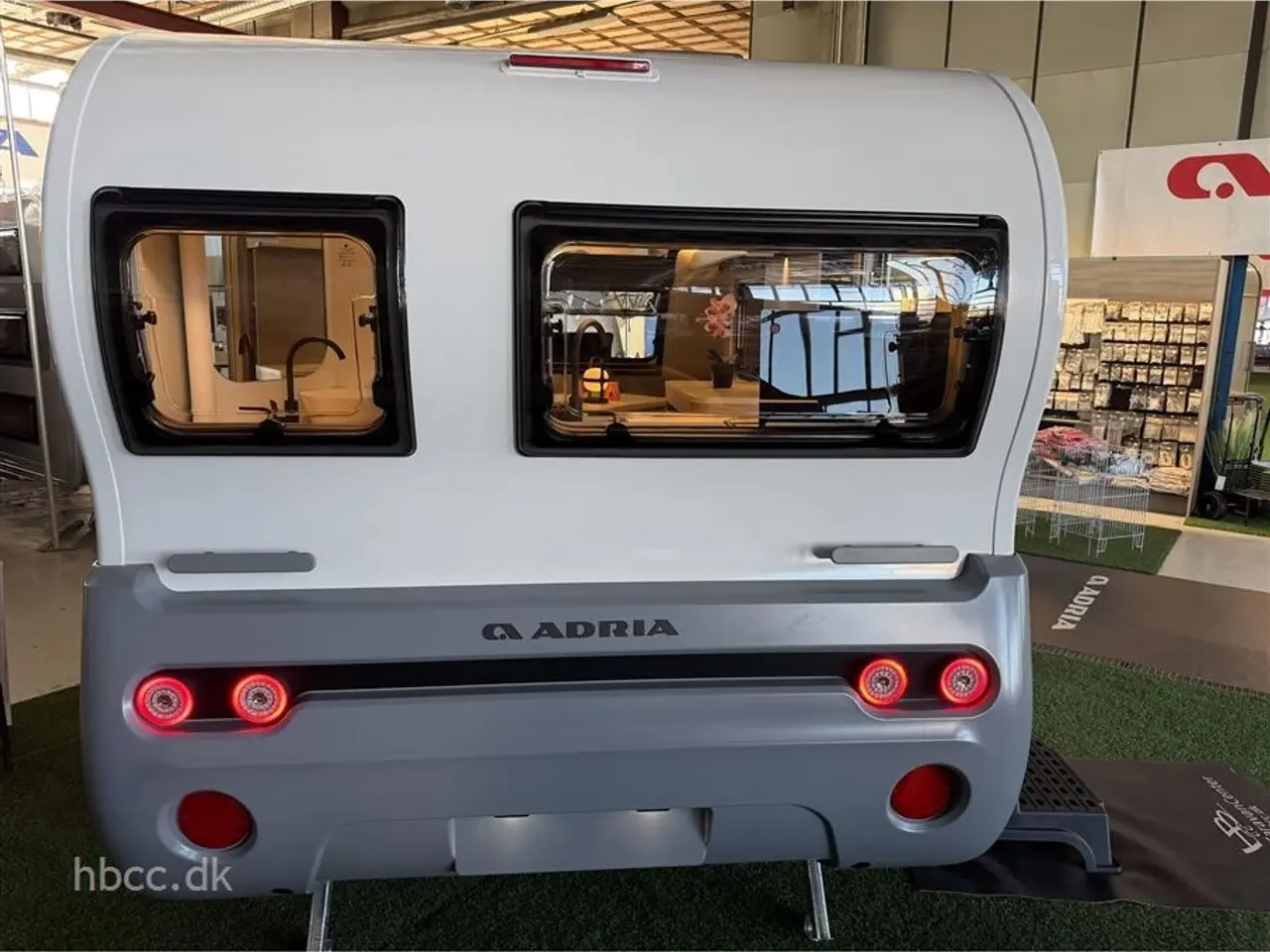 Billede 5 - 2026 - Adria Action 391 LH Classic Adria Action 391 LH Classic – Kompakt designvogn med komfort i fokus
