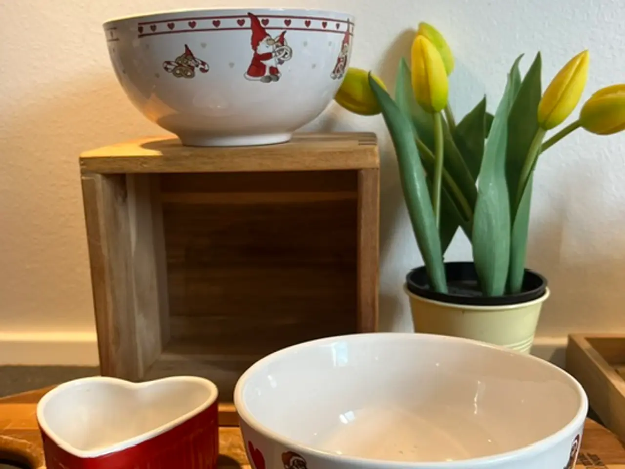 Billede 1 - 2 MyARTDay juleskåle+rød Cook&Baker hjerteramekin