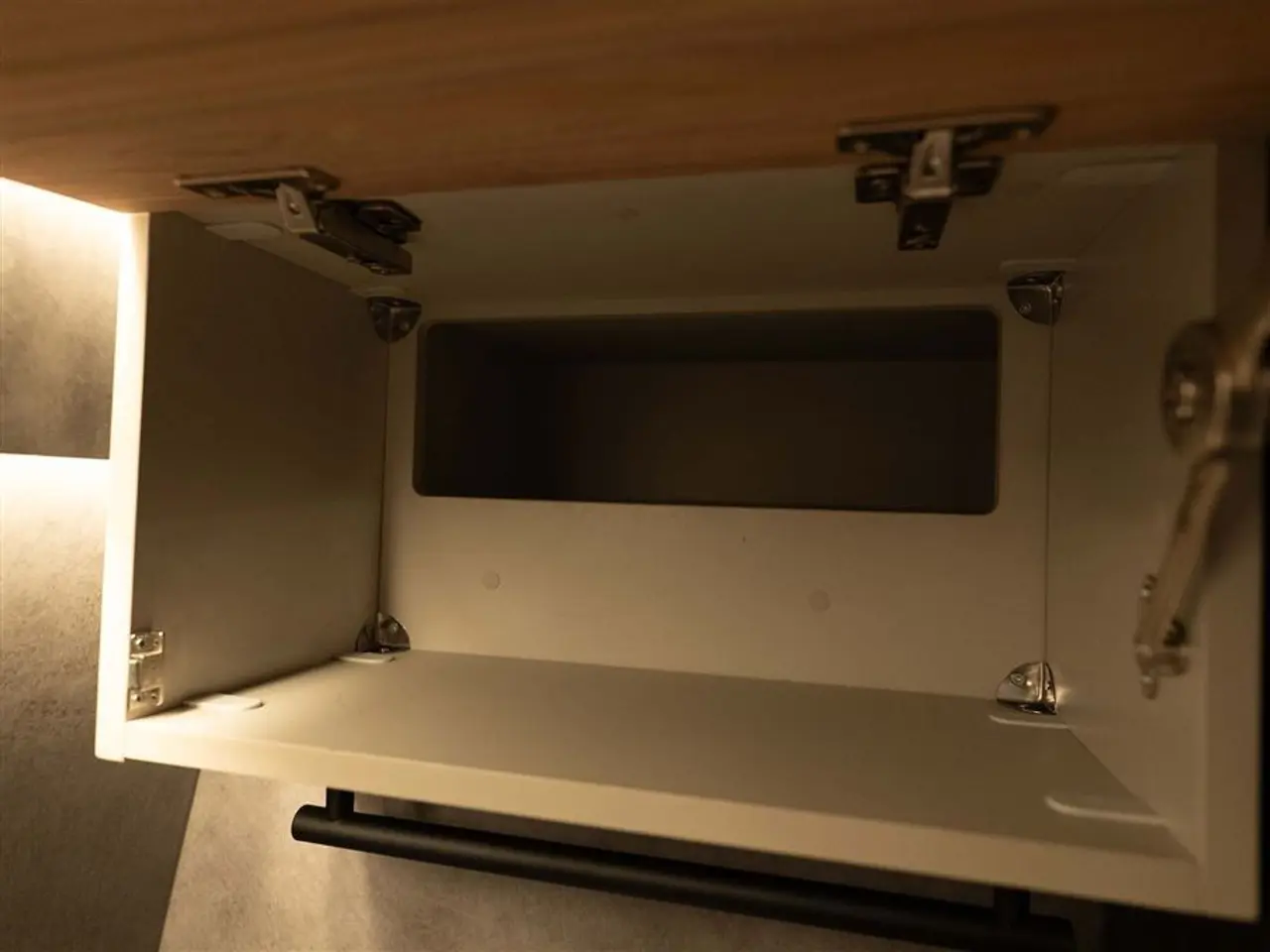 Billede 28 - 2027 - Nomade Nation Space S STEALTH VAN MED LOUNGE I SKANDINAVISK DESIGN