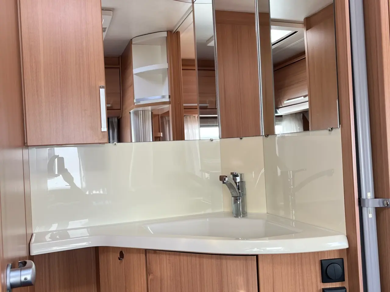 Billede 9 - 2013. Knaus Sudwind 400