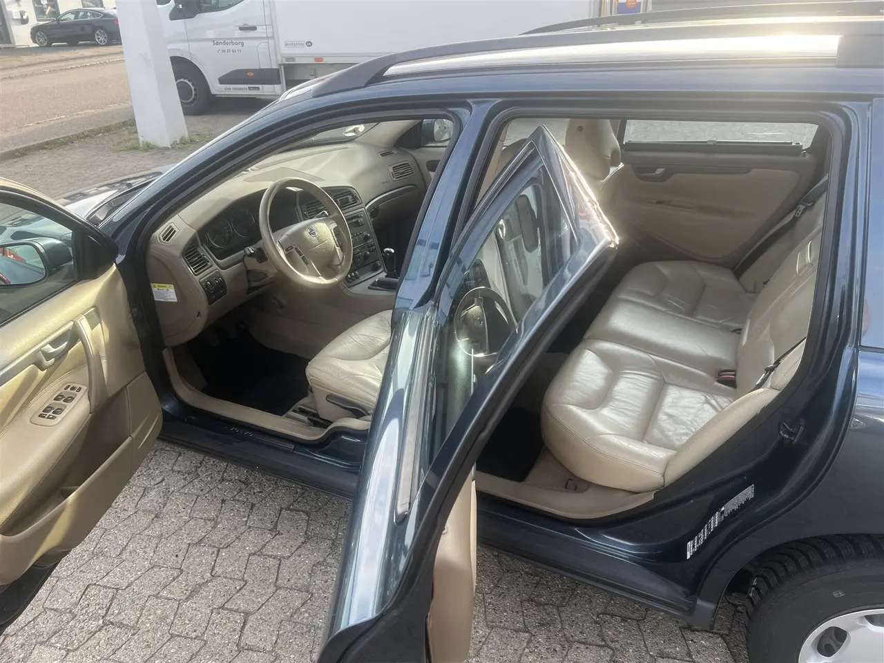 Billede 3 - Volvo V70 2,4 170HK Stc