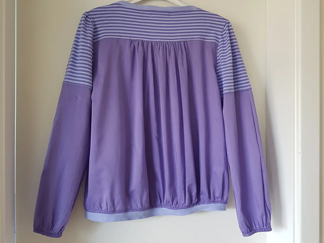 Billede 2 - Lysgaard damebluse