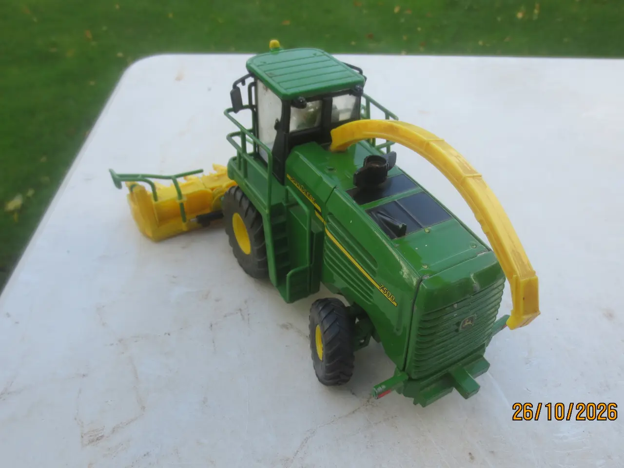 Billede 5 - 1 stk Modeltraktor John Deere 7500 snitter