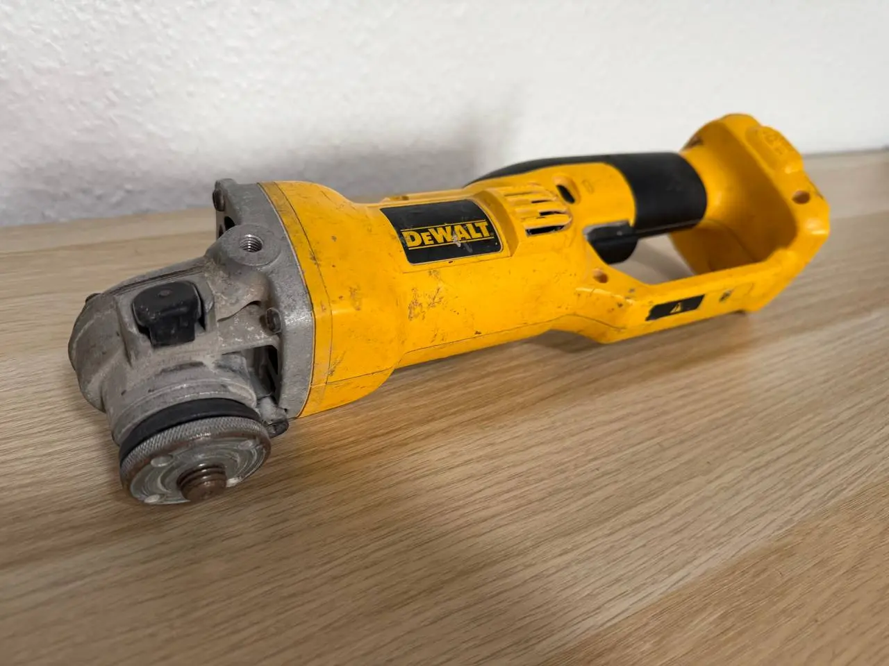 Billede 1 - DEWALT Vinkelsliber uden klinge - Uden batteri