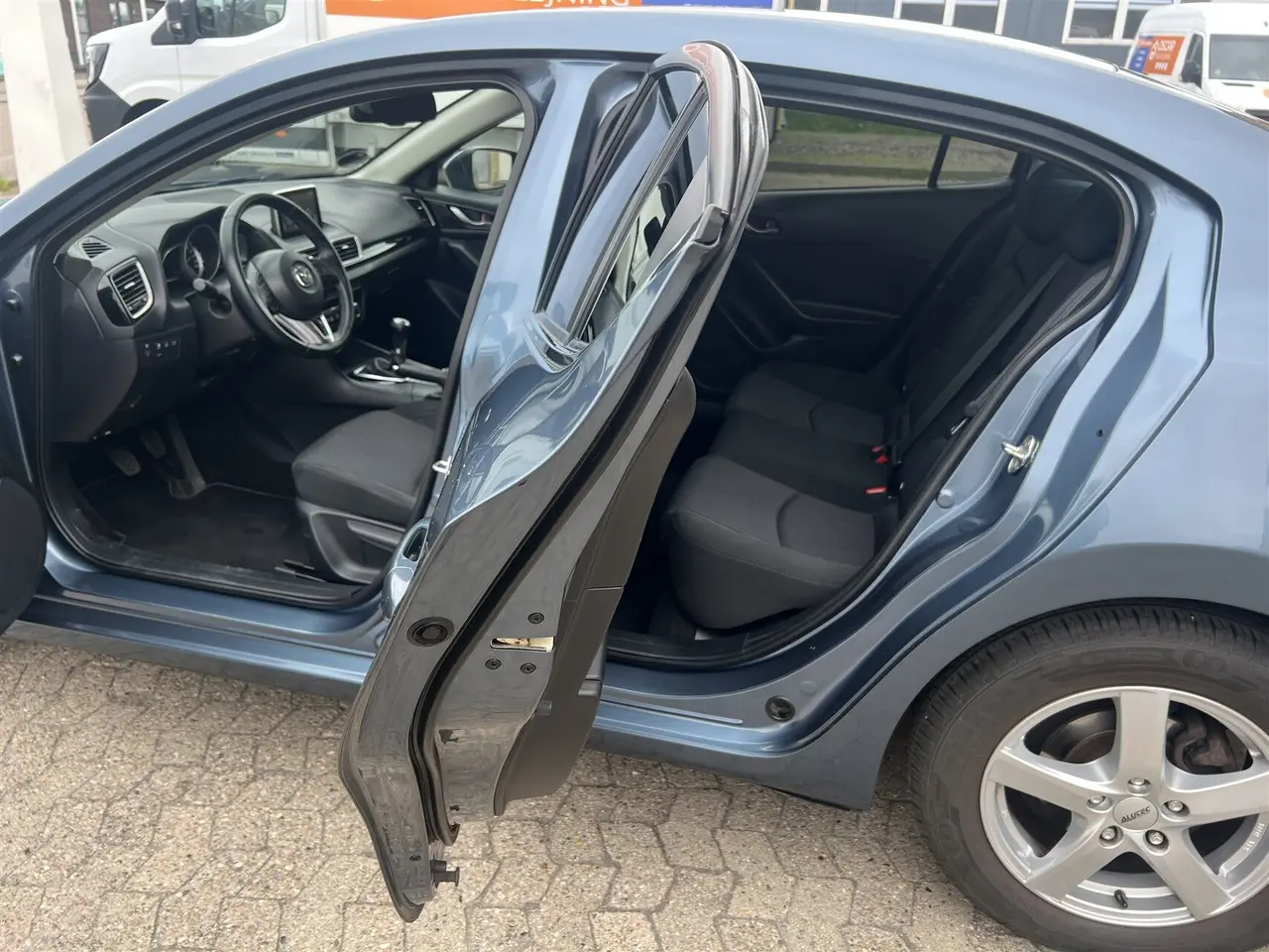 Billede 3 - Mazda 3 1,5 Skyactiv-G Vision 100HK 5d 6g