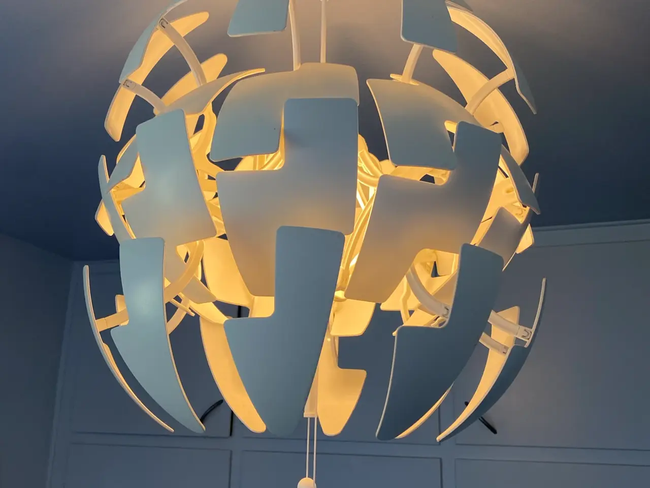 Billede 3 - Hvid loftslampe sælges billigt