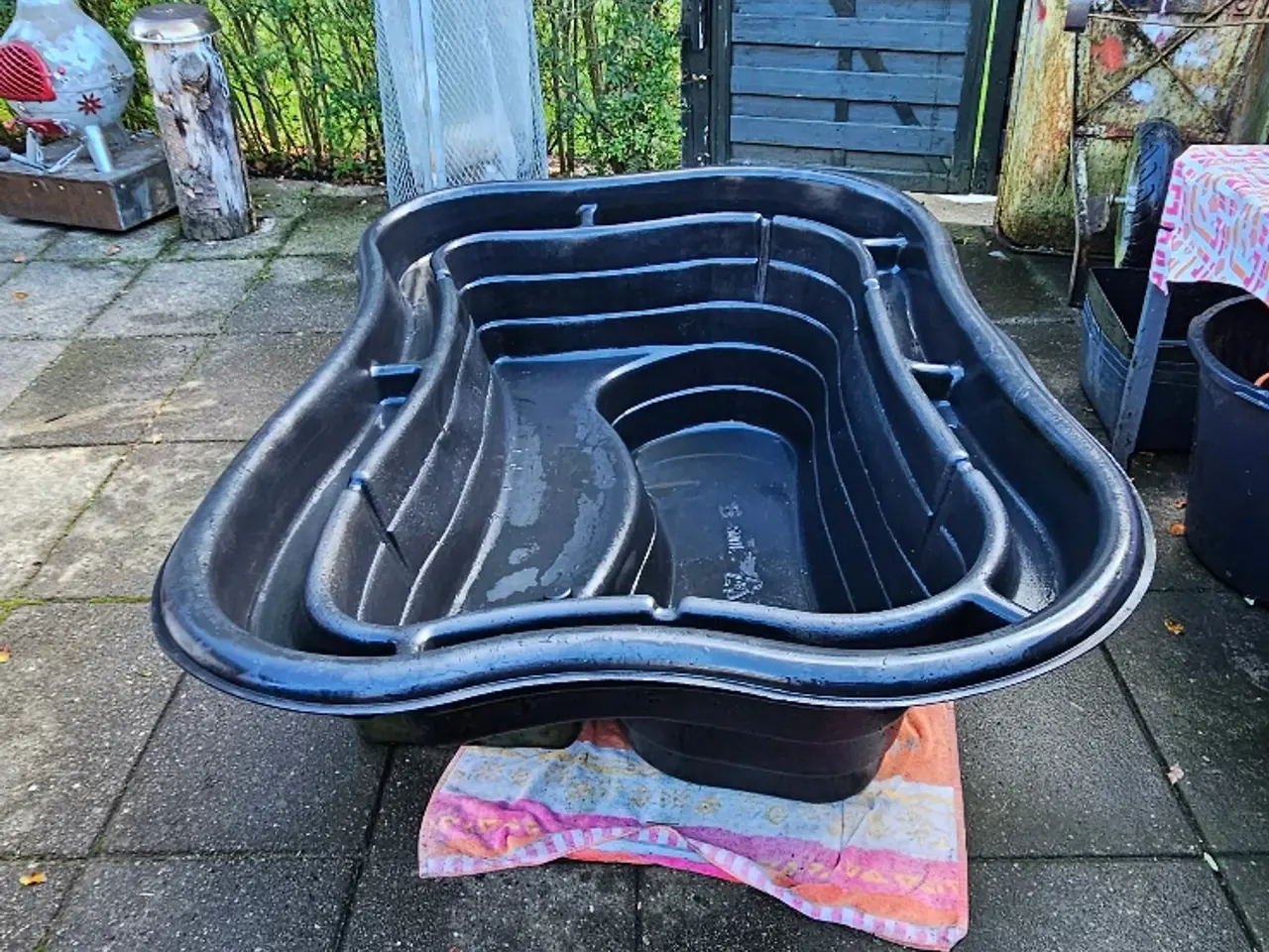 Billede 4 - Havedam helstøbt 500 l.
