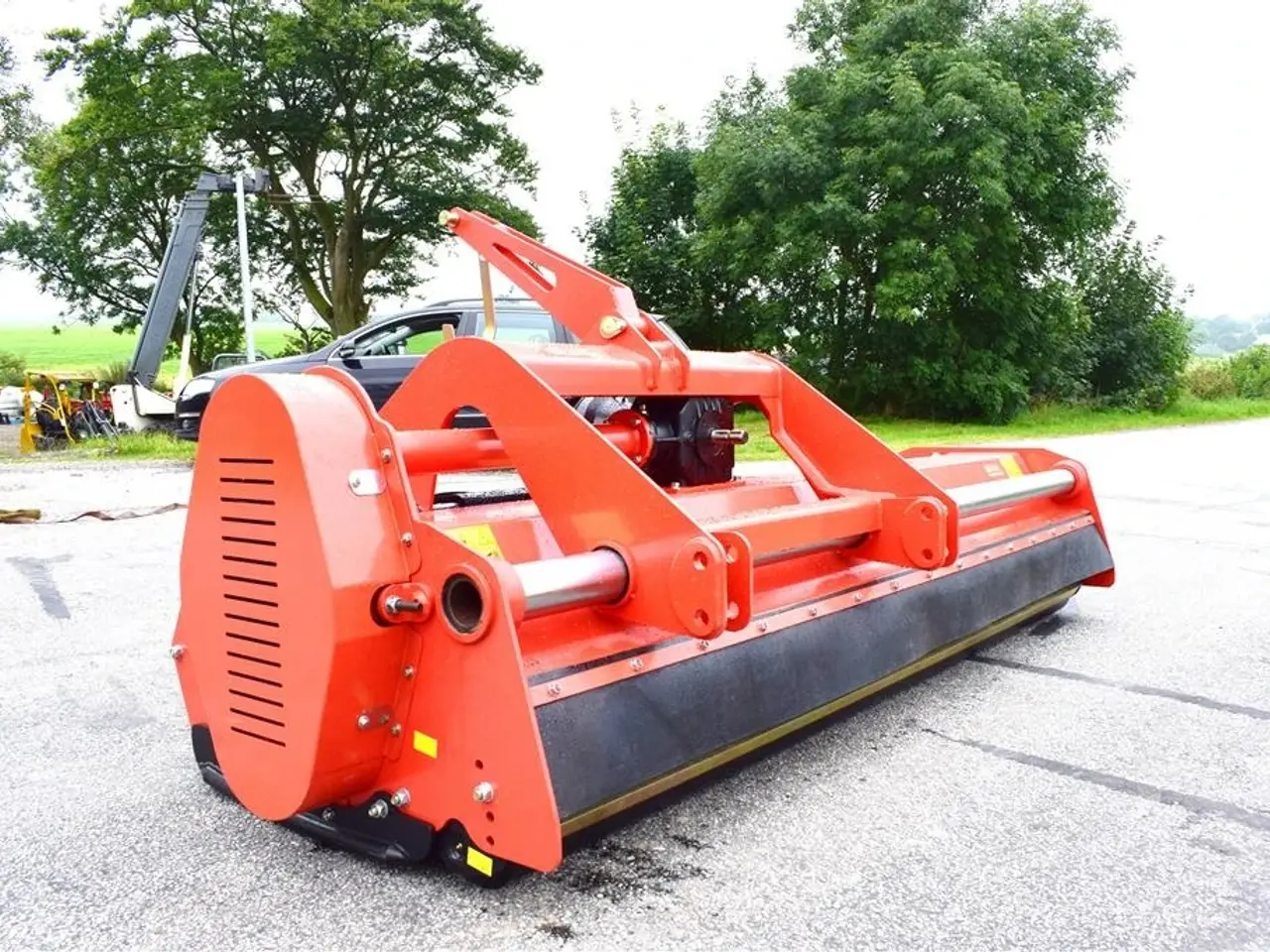 Billede 1 - - - - Boxer AG 300 front og bagmonteret