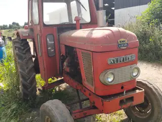 Nuffield traktor 