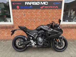 Suzuki GSX-8R