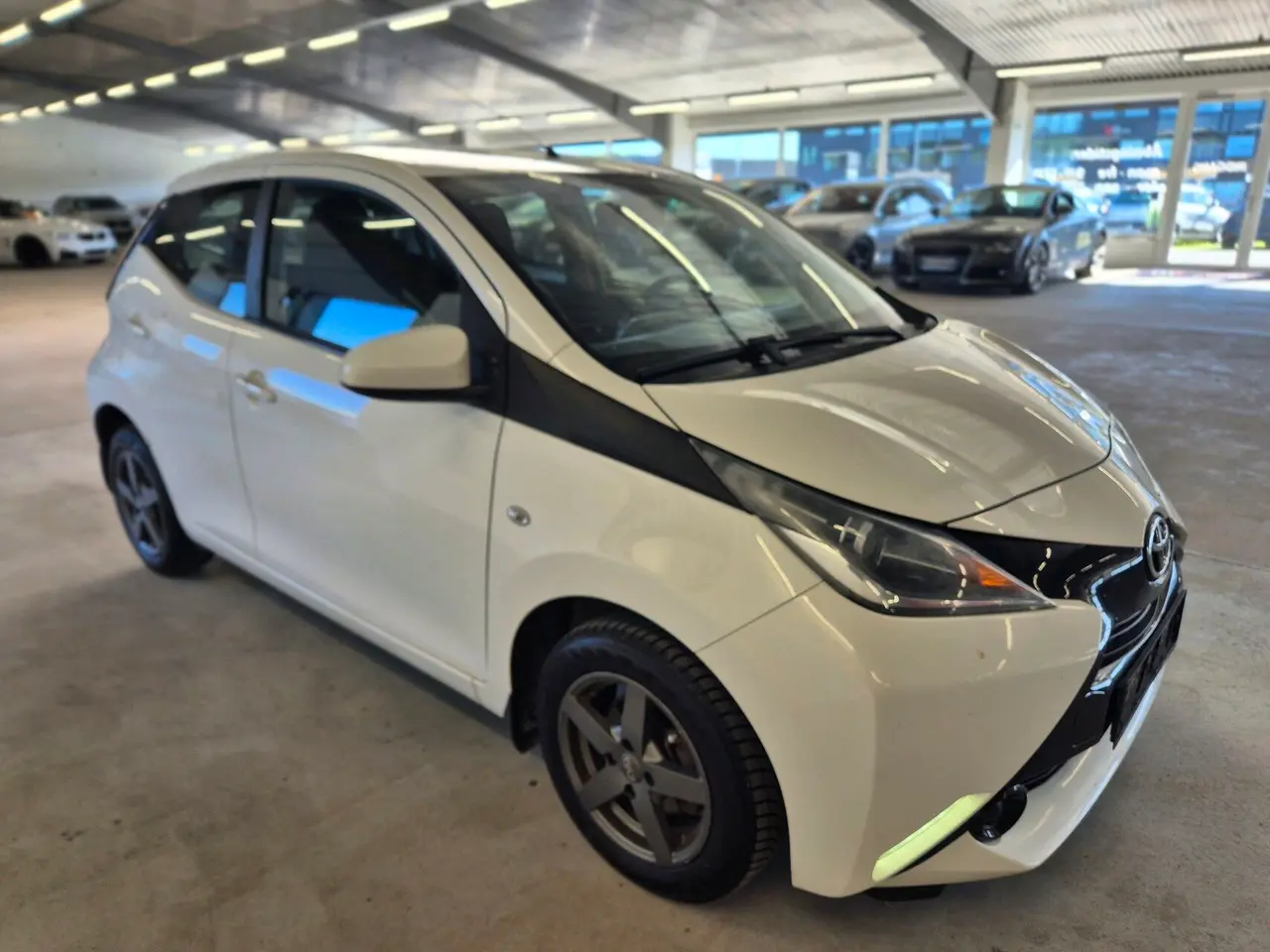 Billede 5 - Toyota Aygo 1,0 VVT-I X-Play + X-Touch 69HK 5d