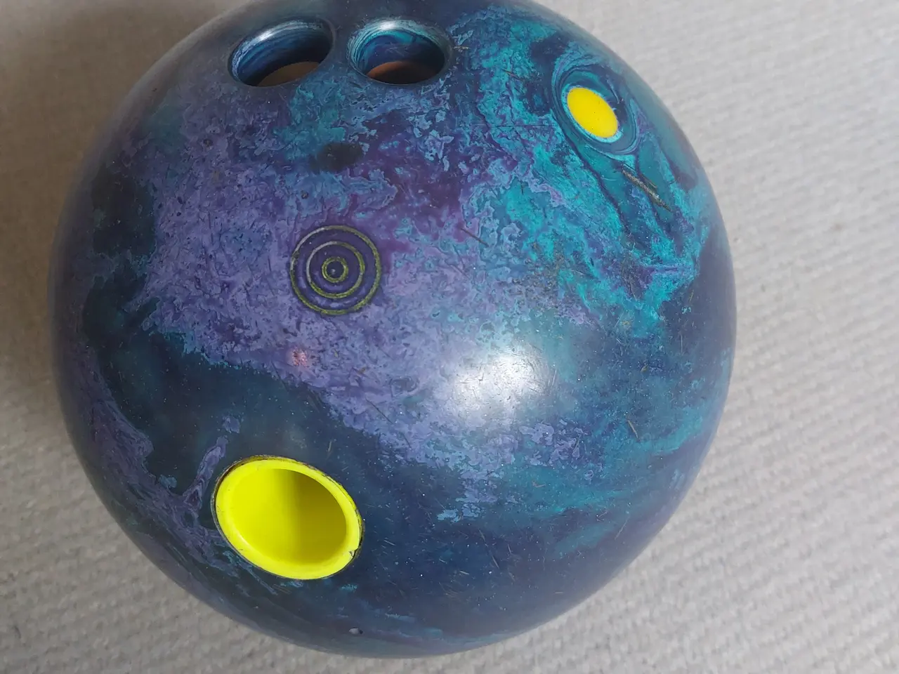 Billede 2 - Bowlingkugle Ebonite Tornado