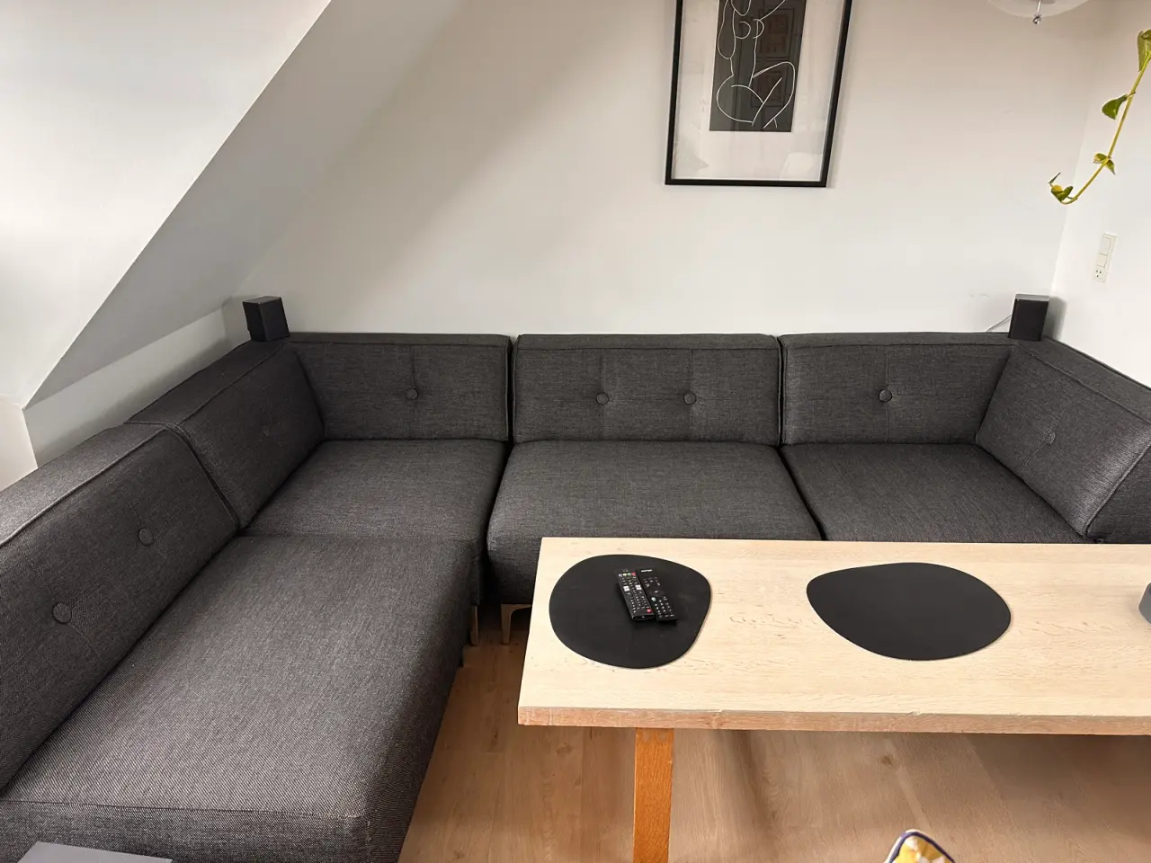 Billede 1 - Sofa sælges