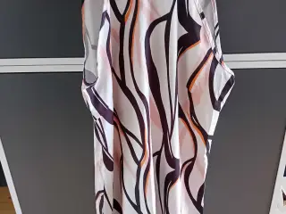 SHEIN KJOLE M/38.