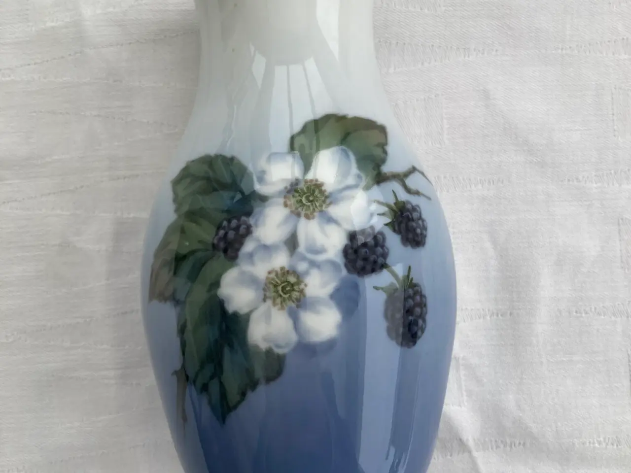 Billede 1 - Royal Copenhagen vase fra 1947 - perfekt stand