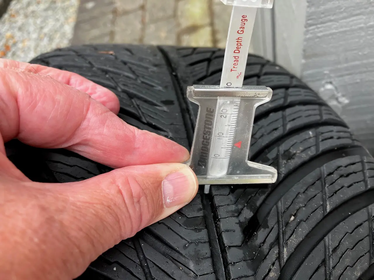 Billede 3 - Vinterdæk Michelin Pilot Alpin 5 (6 mm mønster)
