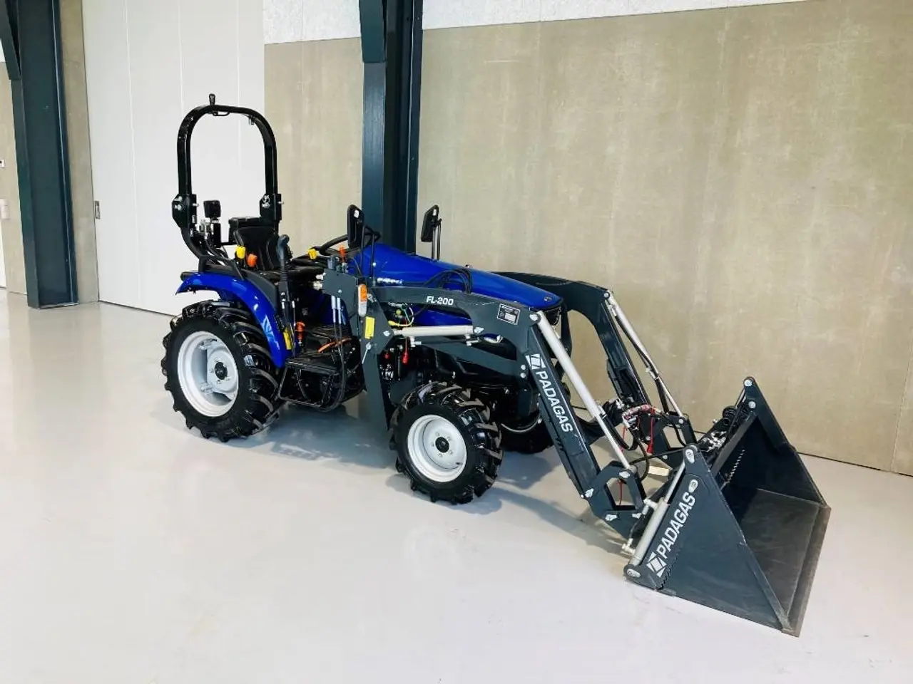 Billede 1 - Farmtrac 26 H 4WD