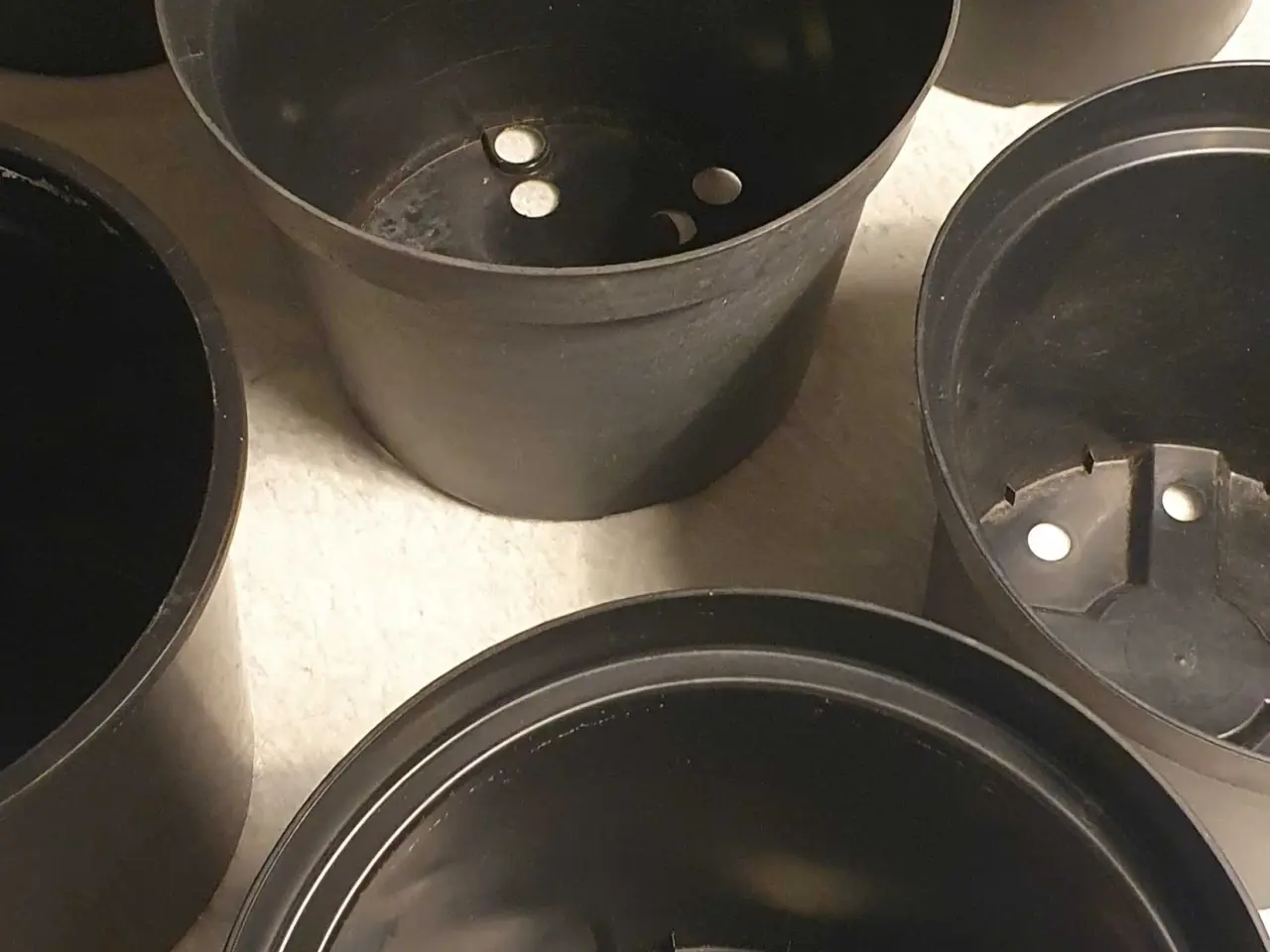 Billede 1 - Plastpotter,  urtepotter 