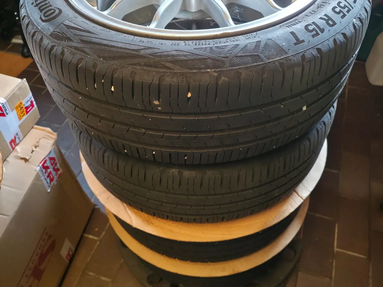 Billede 1 - 15" HRS Superspeed alufælge med sommerdæk