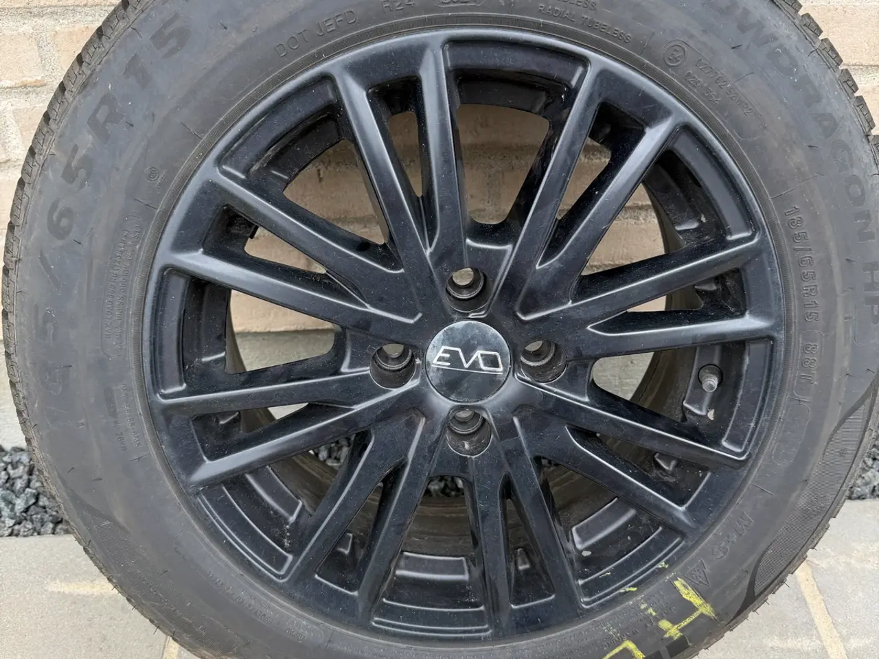 Billede 2 - 4 komplette vinterhjul 185/65 R15 – Scandic Black 