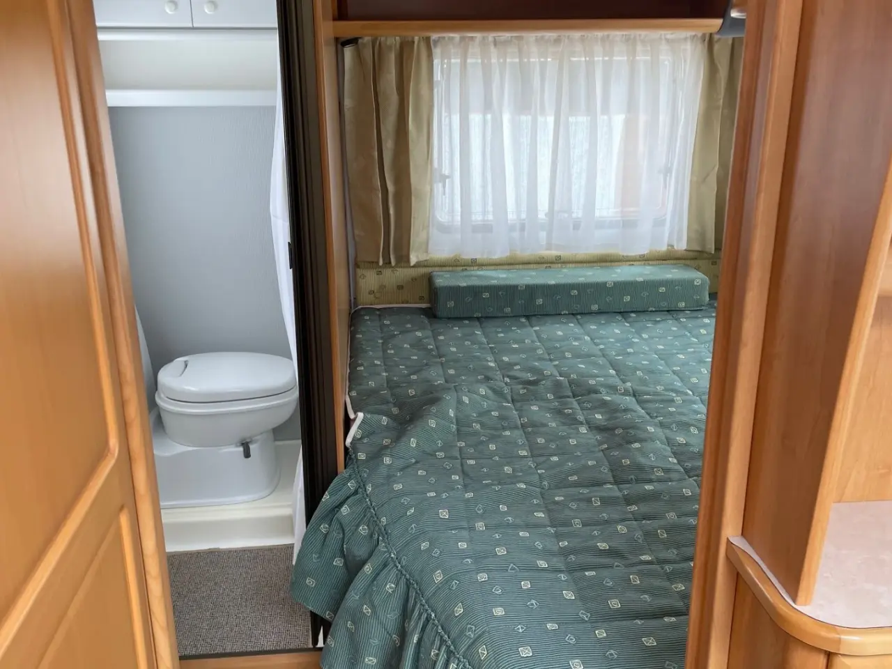 Billede 4 - Campingvogn - Knaus Azur 500 TF 2000