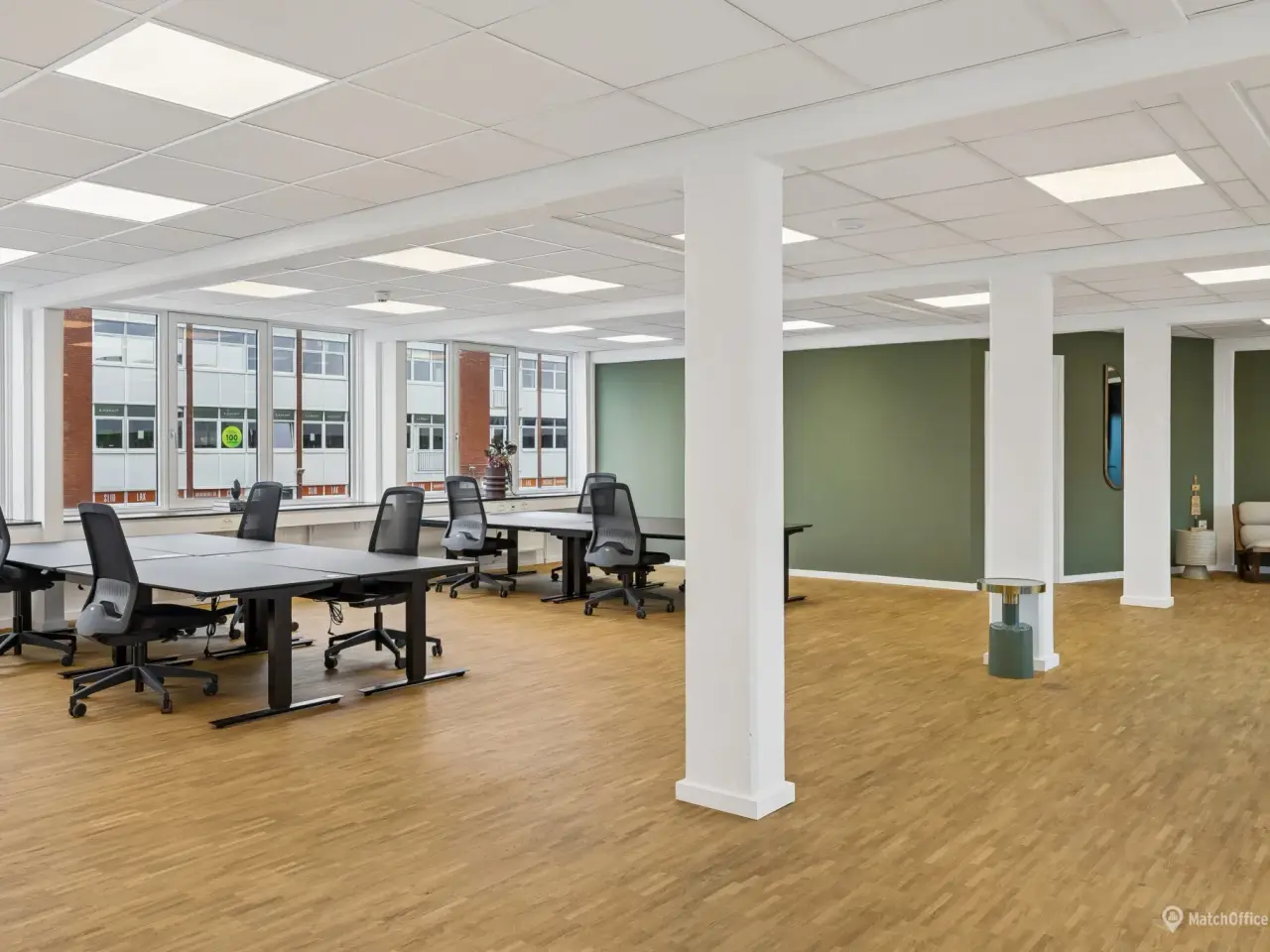 Billede 2 - Kontor og showroom i Herlevs mest markante erhvervsejendom
